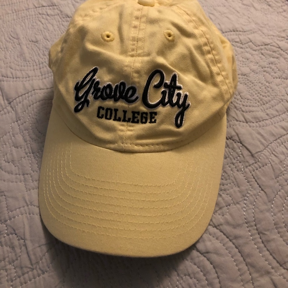 Yellow Grove City College Hat (women’s one size)